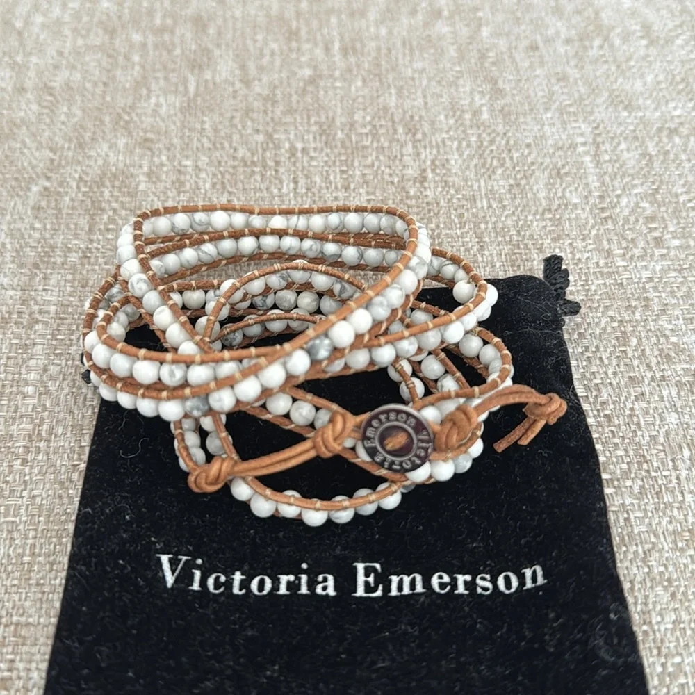 Victoria Emerson White and Tan Howlite Wrap Bracelet - Picture 2 of 2
